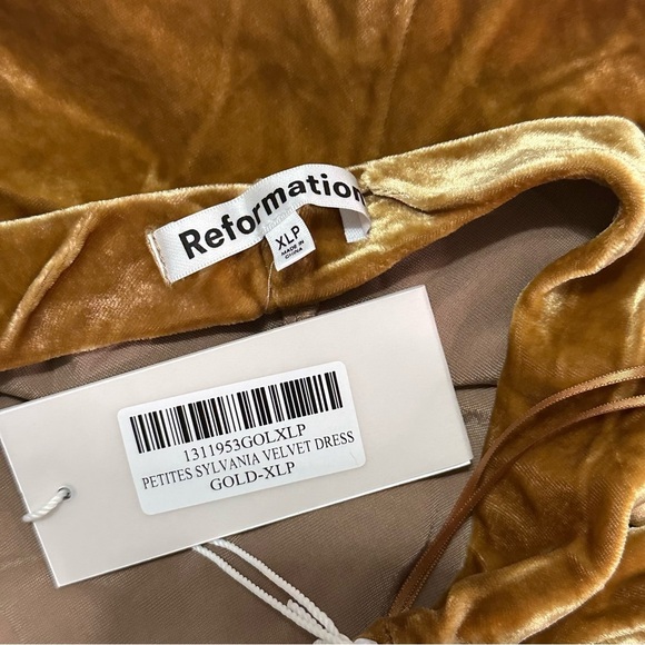 NEW Reformation Sylvania Velvet Dress Sz XL Petite Gold - Picture 5 of 6